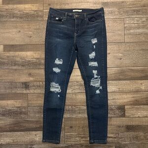 Levi’s 710 Too Super Skinny